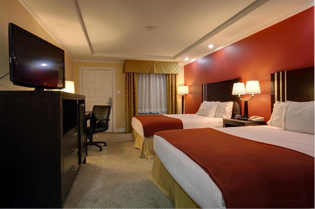 Americas Best Value Inn Angleton Room photo