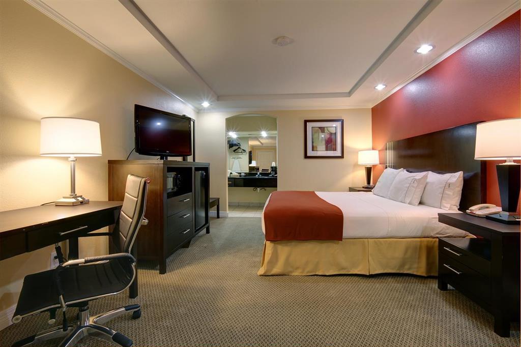 Americas Best Value Inn Angleton Room photo